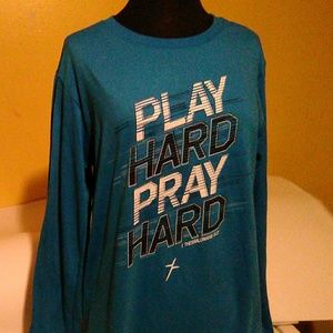 Kerusso sport tee